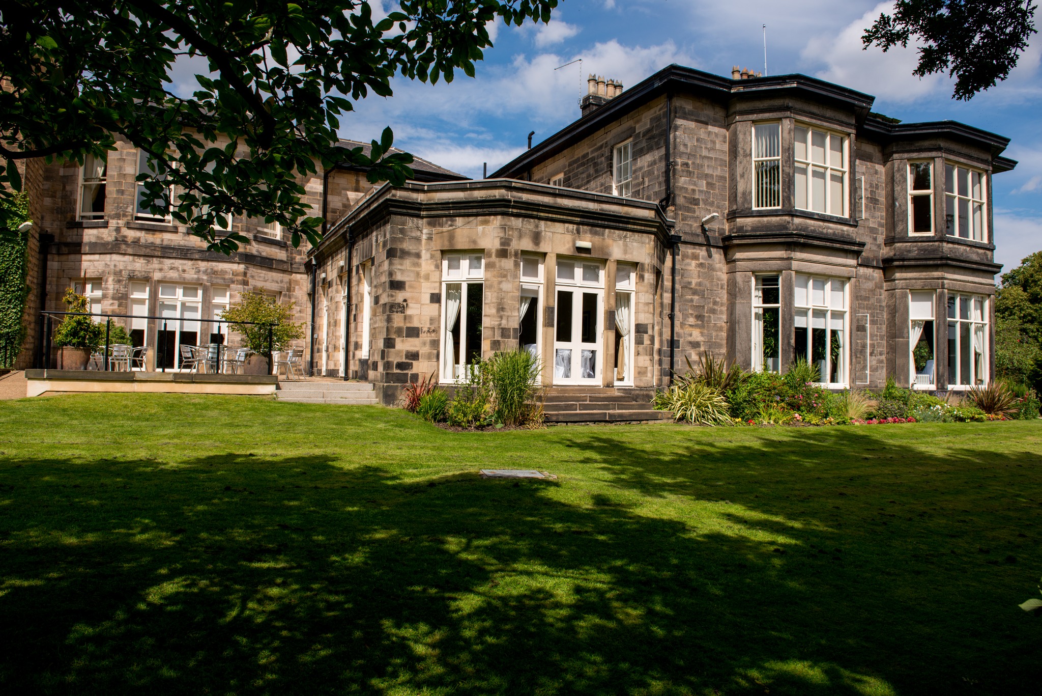 Halifax Hall Hotel